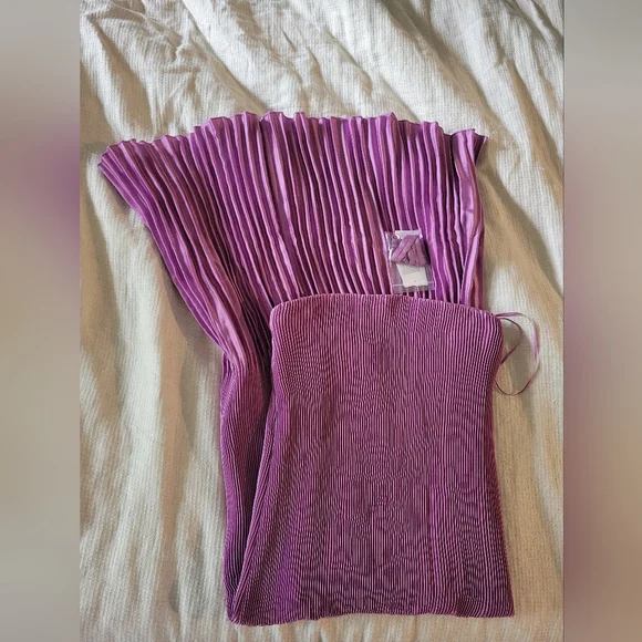 Abercrombie & Fitch Lilac Pleated Dress - Picture 1 of 8
